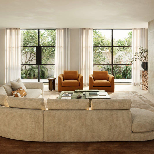 Deep-seat modular sofa module with fibre-filled cushion